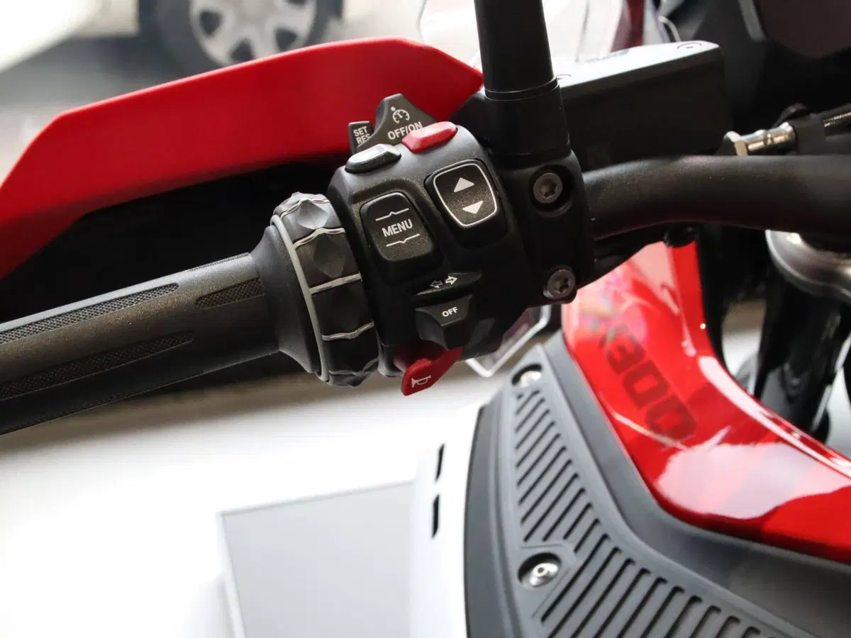 Bmw R 1300 GS Adventure (2025 - 26) (8)