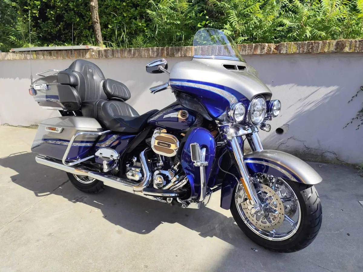 Harley-Davidson 1800 Ultra Limited (2014 - 16) (2)