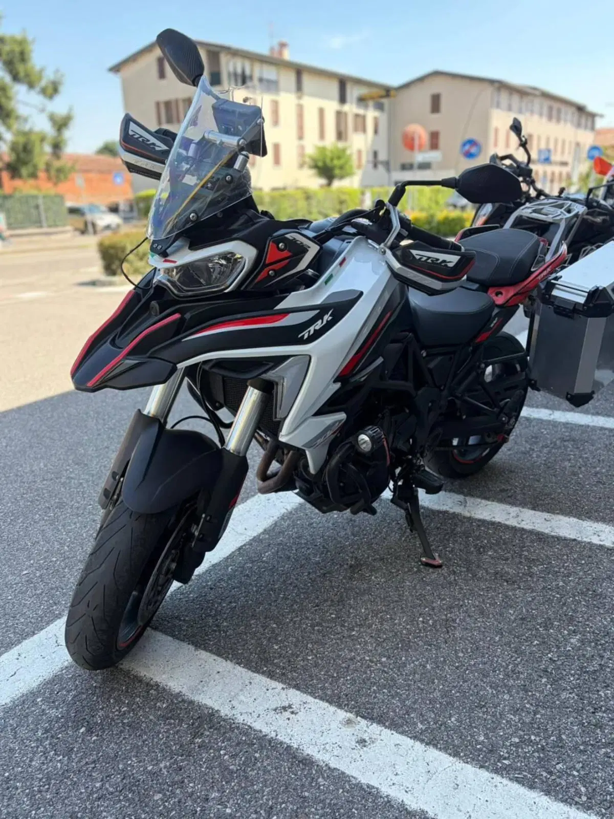 Benelli TRK 702 (2023 - 25) (2)