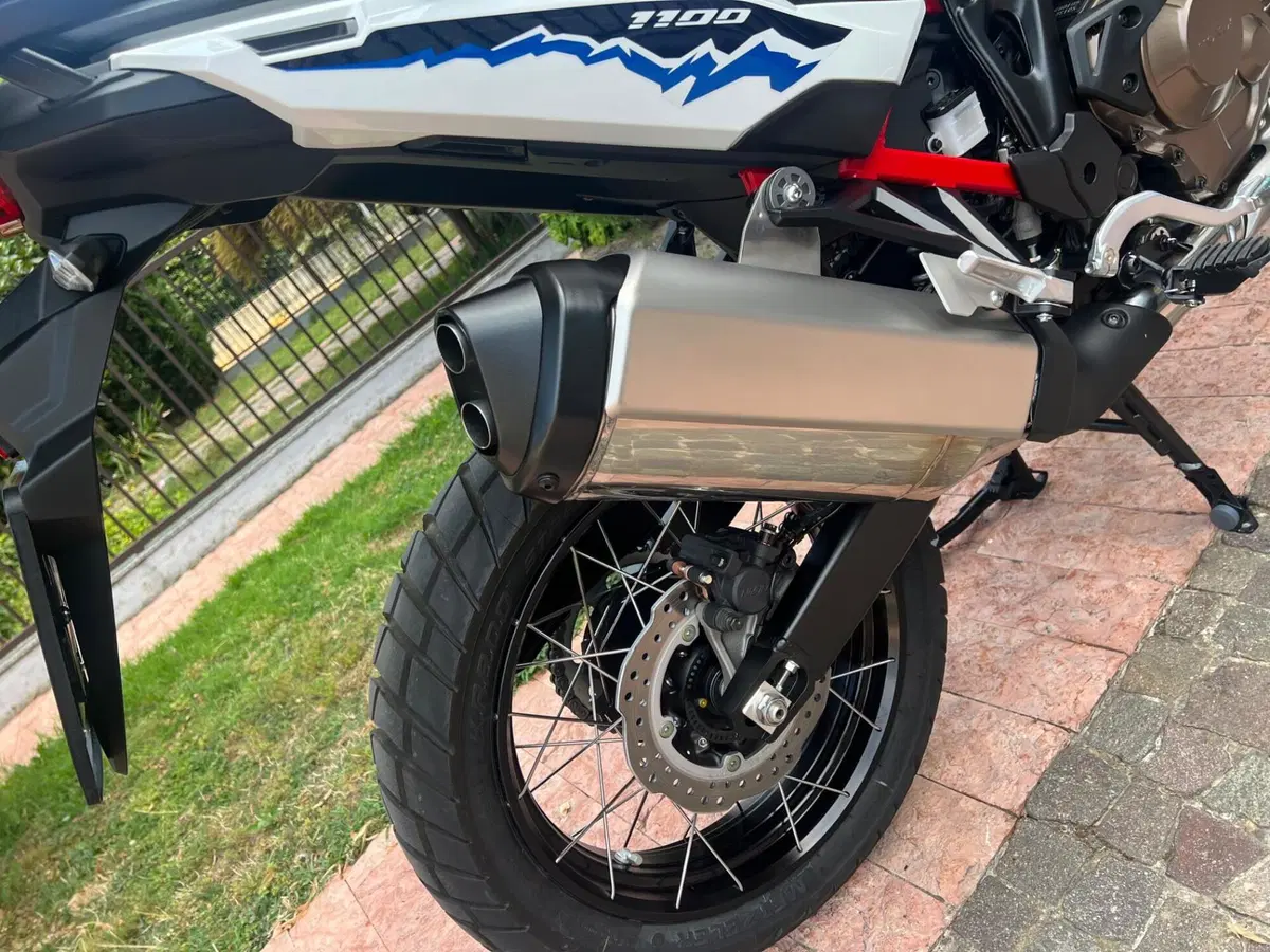 Honda Africa Twin CRF 1100L (2024 - 26) (9)