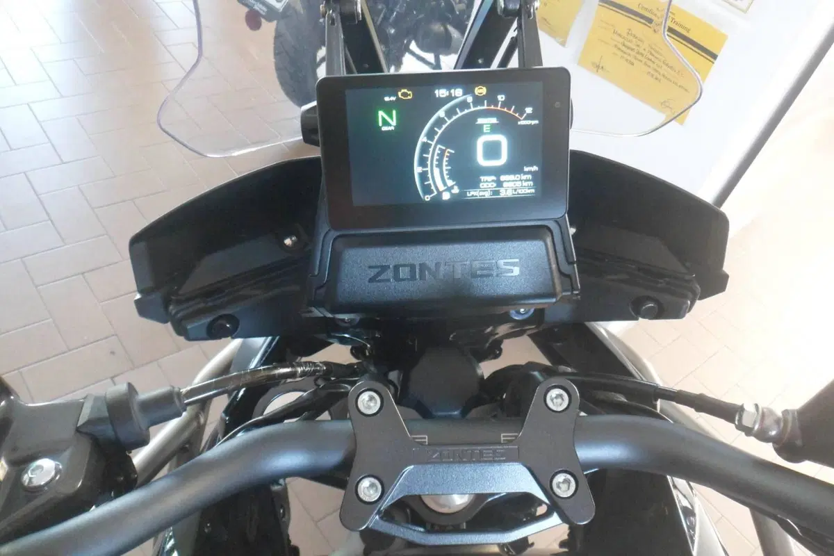 Zontes ZT350-T2 (2022 - 25) (7)