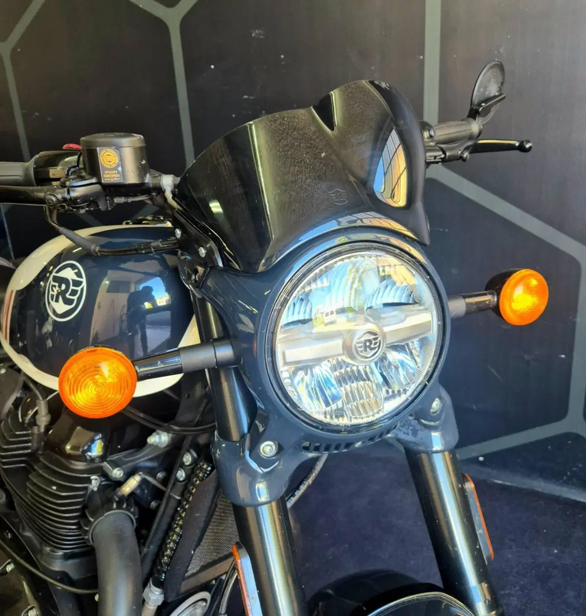 Royal Enfield Shotgun 650 (2024 - 26) (7)