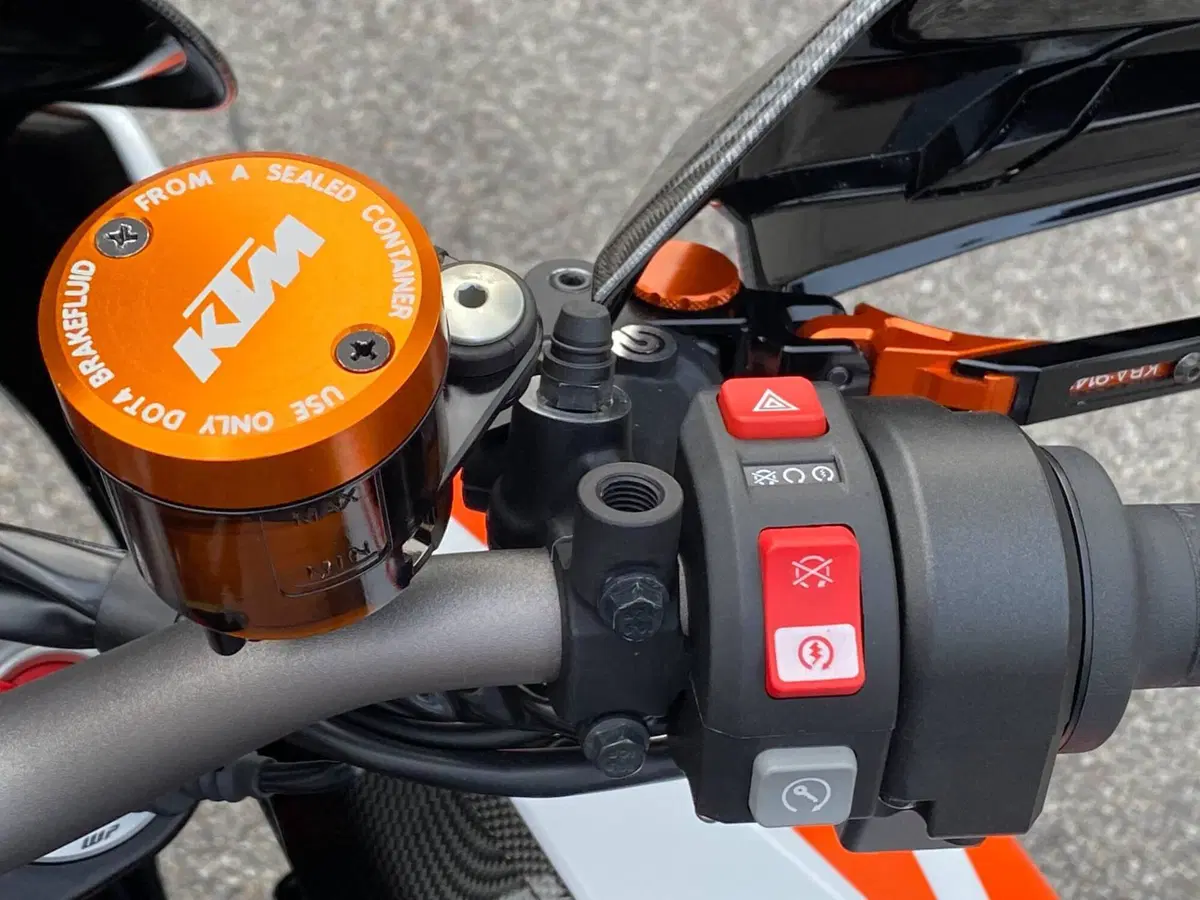 KTM 1290 Super Duke GT (2019 - 20) (9)
