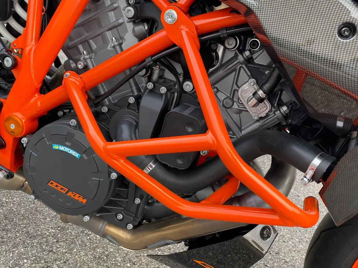 KTM 1290 Super Duke GT (2019 - 20) (13)