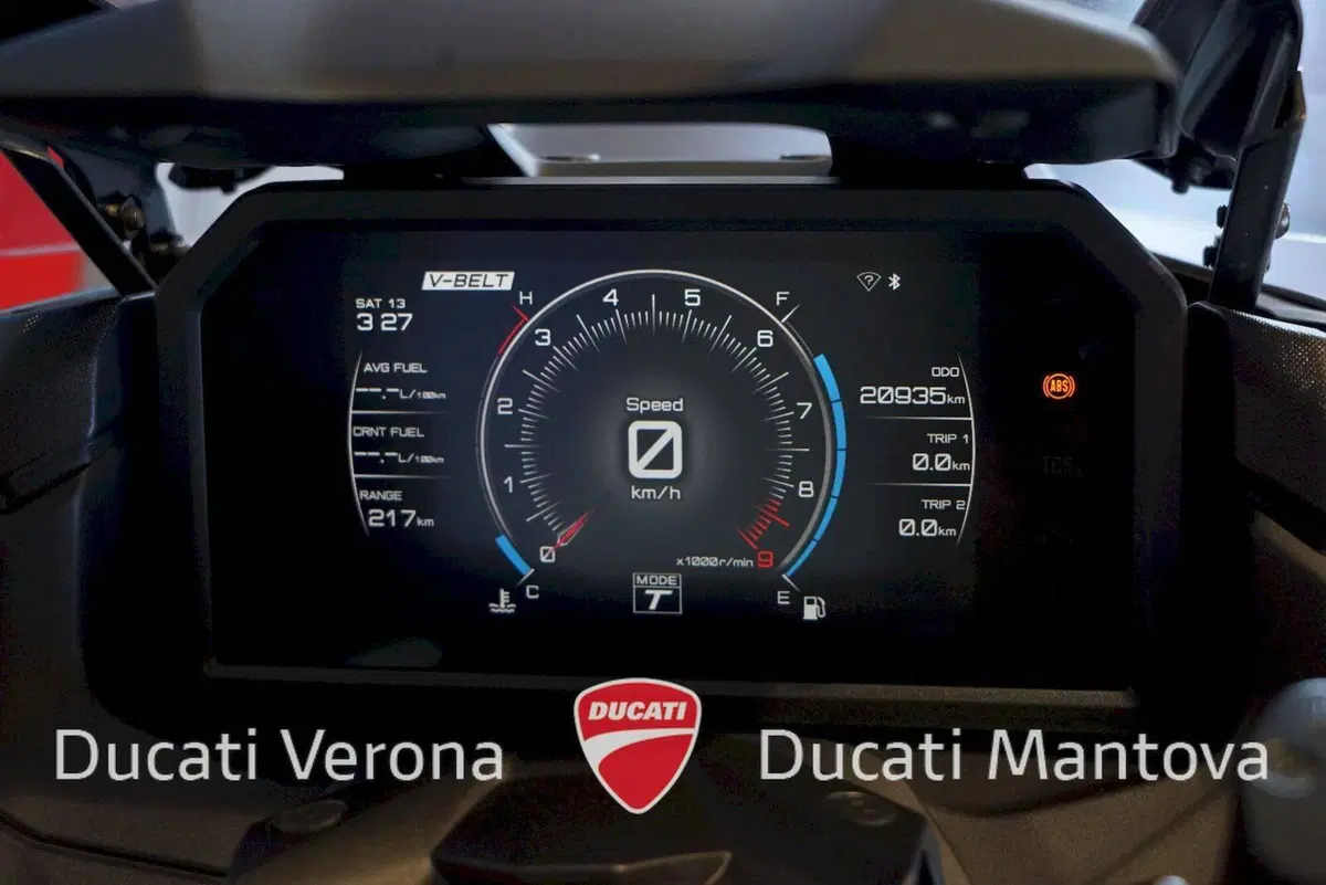 Yamaha T-Max 560 (2022 - 24) (15)