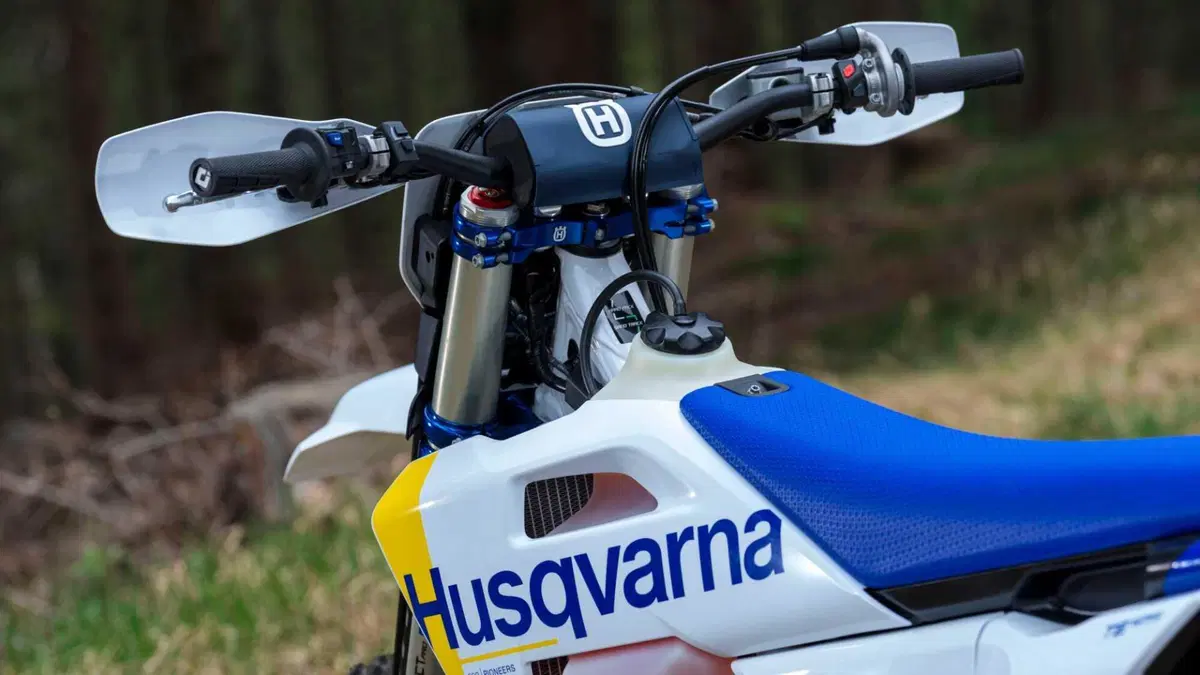 Husqvarna TE 125 TE 125 (2027) (4)