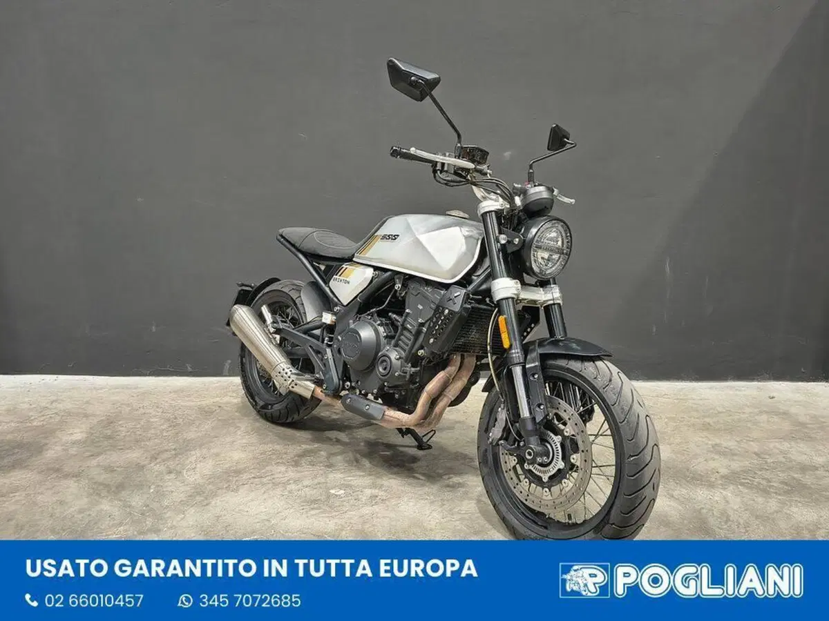 Brixton Motorcycles Crossfire 500 (2021 - 25) (2)