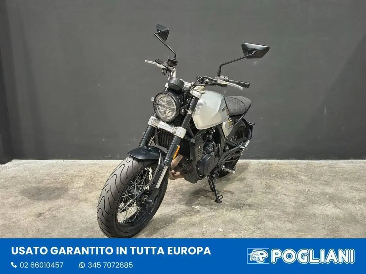 Brixton Motorcycles Crossfire 500 (2021 - 25) (4)