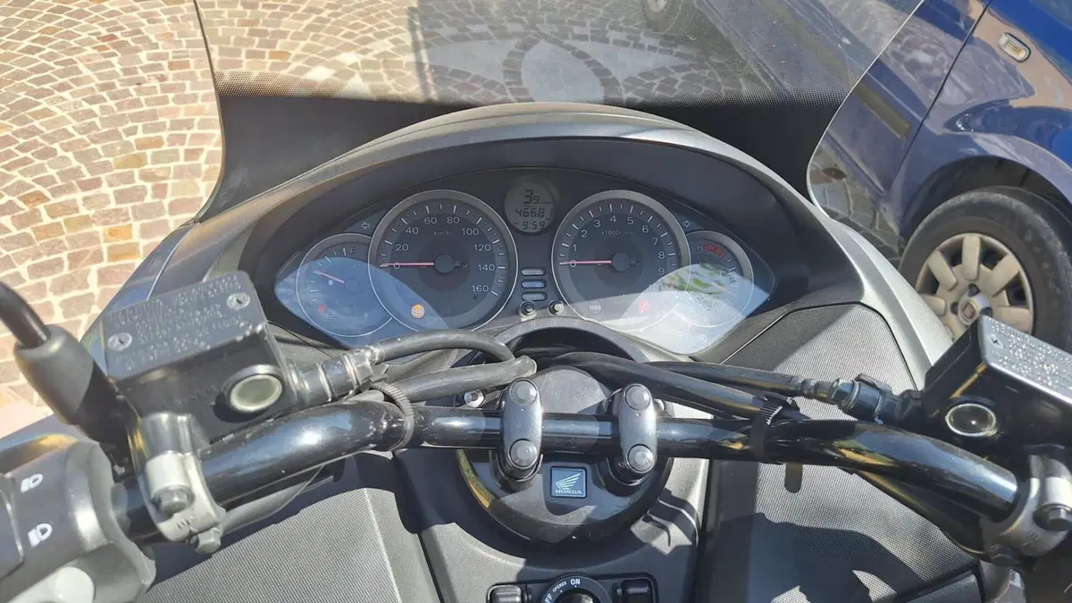 Honda Forza 300 ABS (2013 - 17) (2)