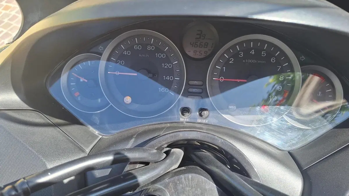 Honda Forza 300 ABS (2013 - 17) (8)