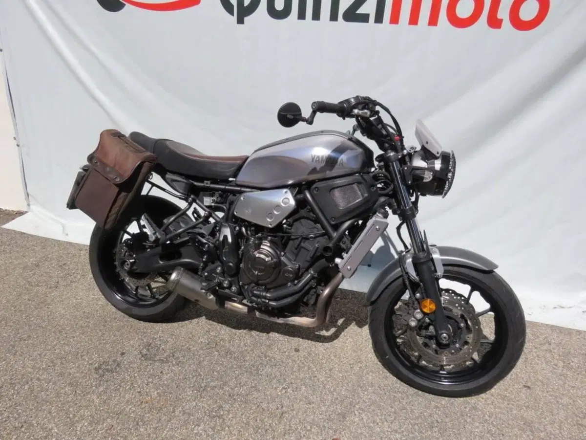Yamaha XSR 700 ABS (2016 - 20) (2)