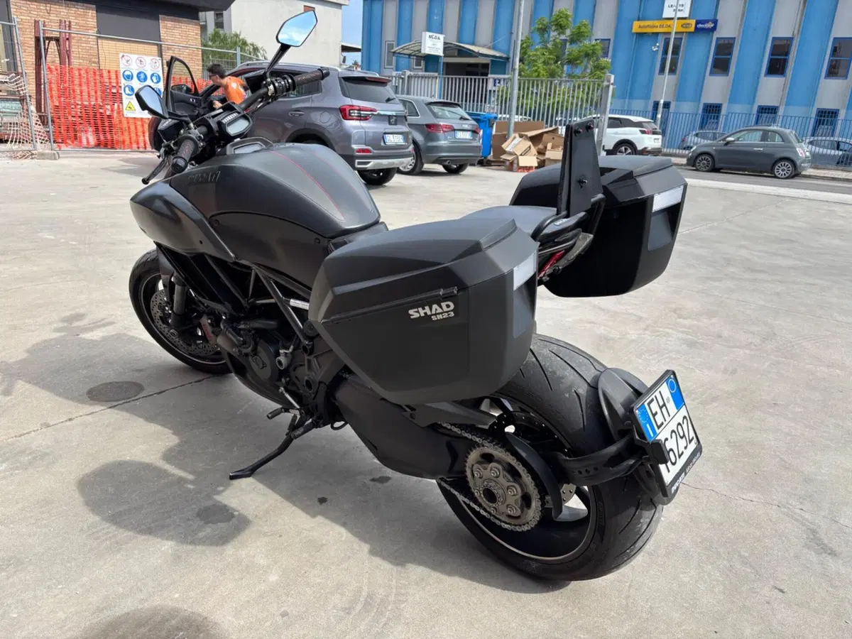 Ducati Diavel 1200 Carbon (2017 - 18) (4)