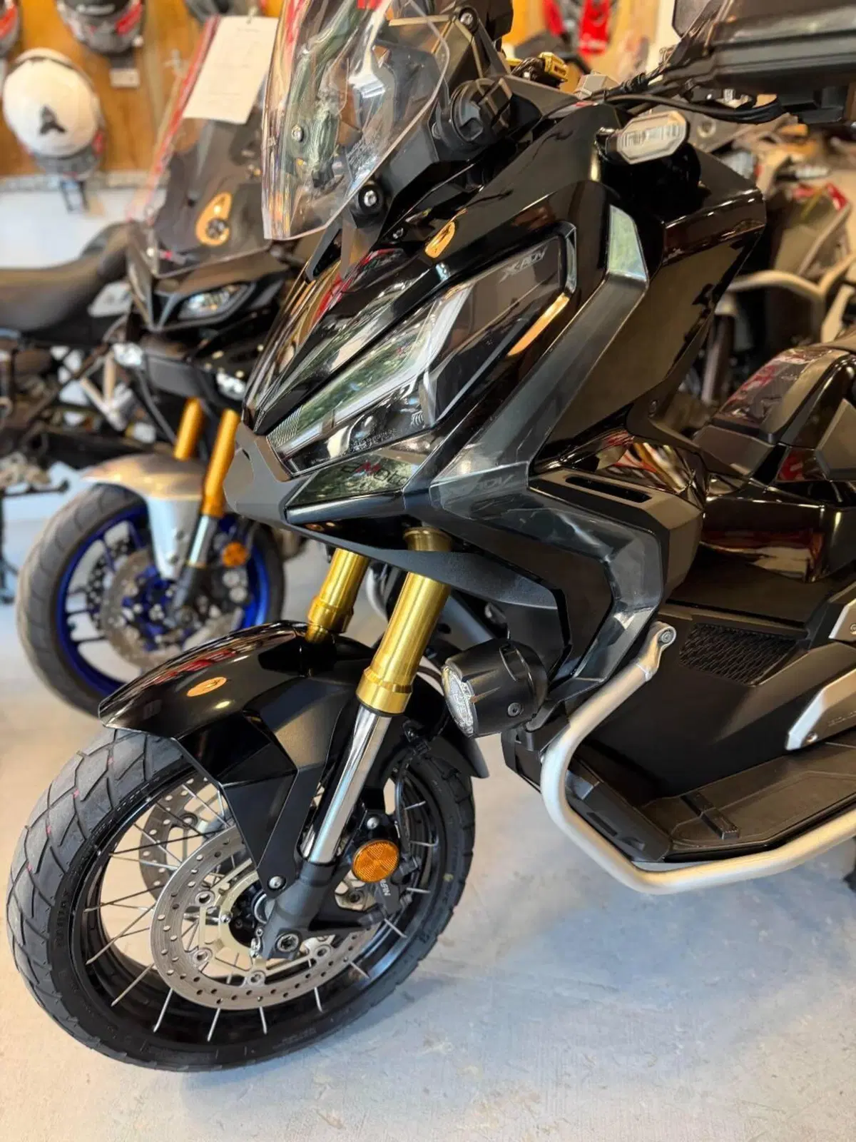 Honda X-ADV 750 DCT Travel (2021 - 24) (9)