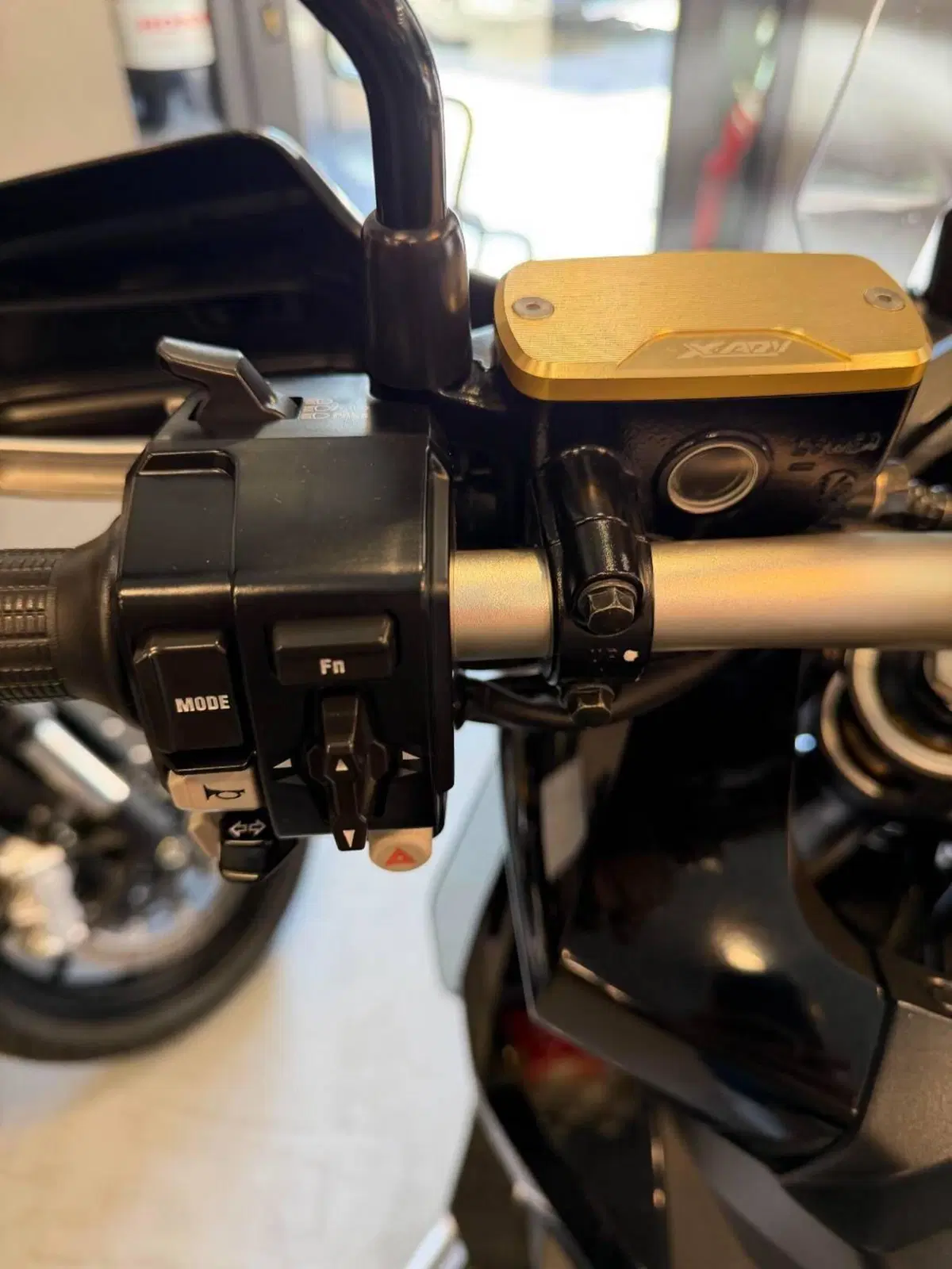 Honda X-ADV 750 DCT Travel (2021 - 24) (20)