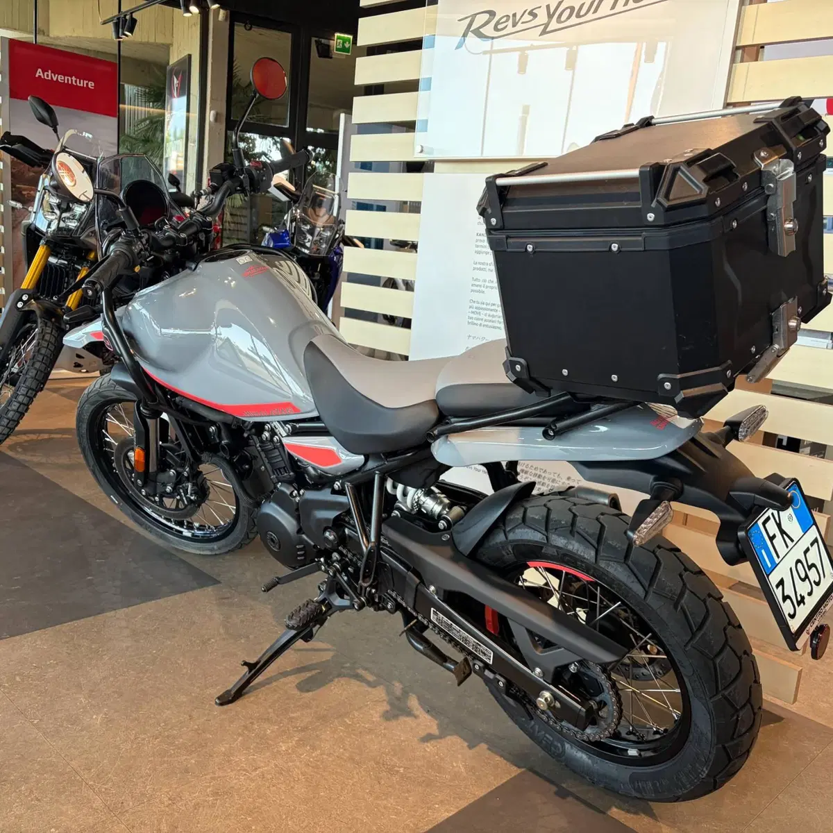 Royal Enfield Himalayan 450 (2024 - 26) (10)