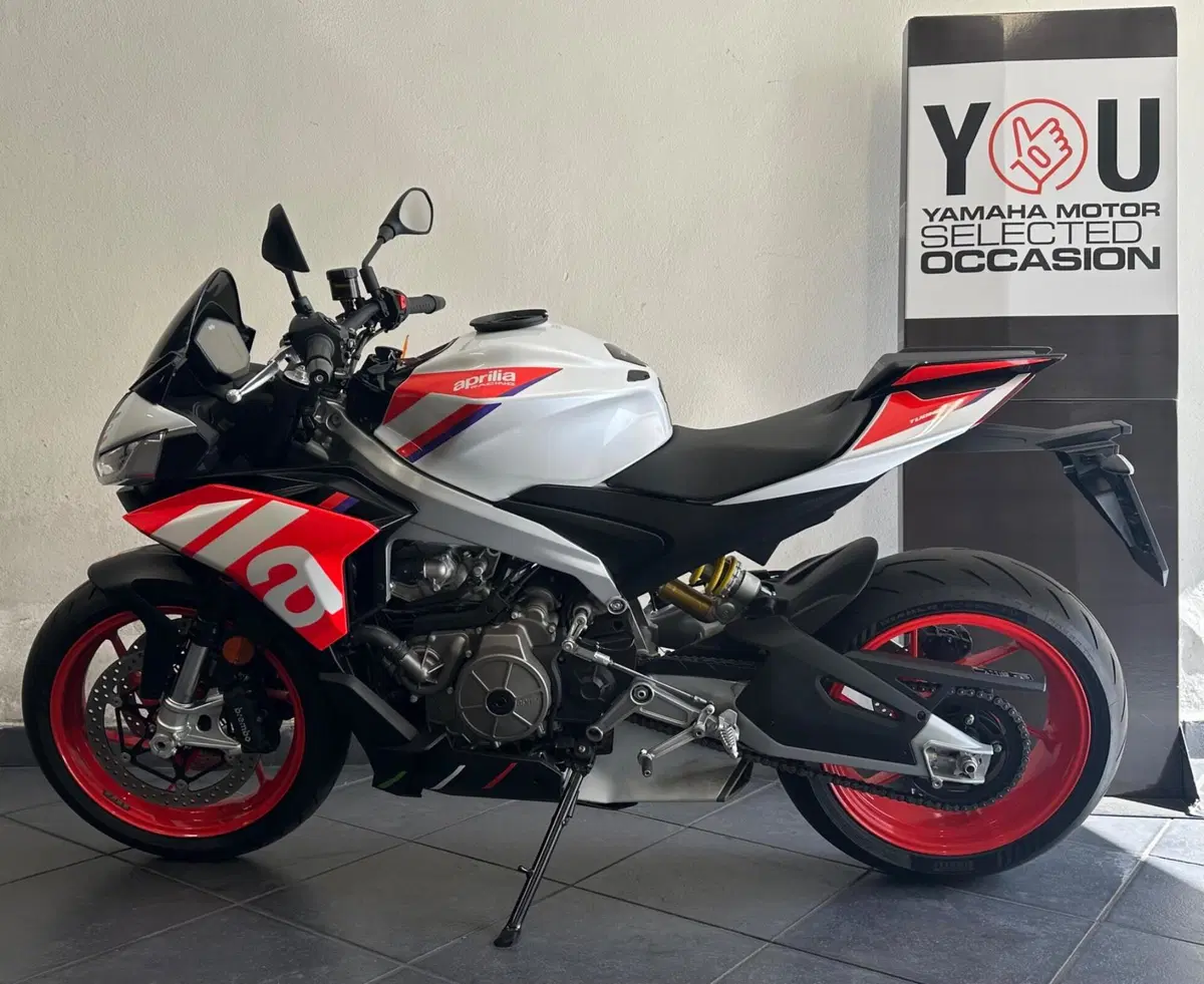Aprilia Tuono 660 Factory (2022 - 24) (2)