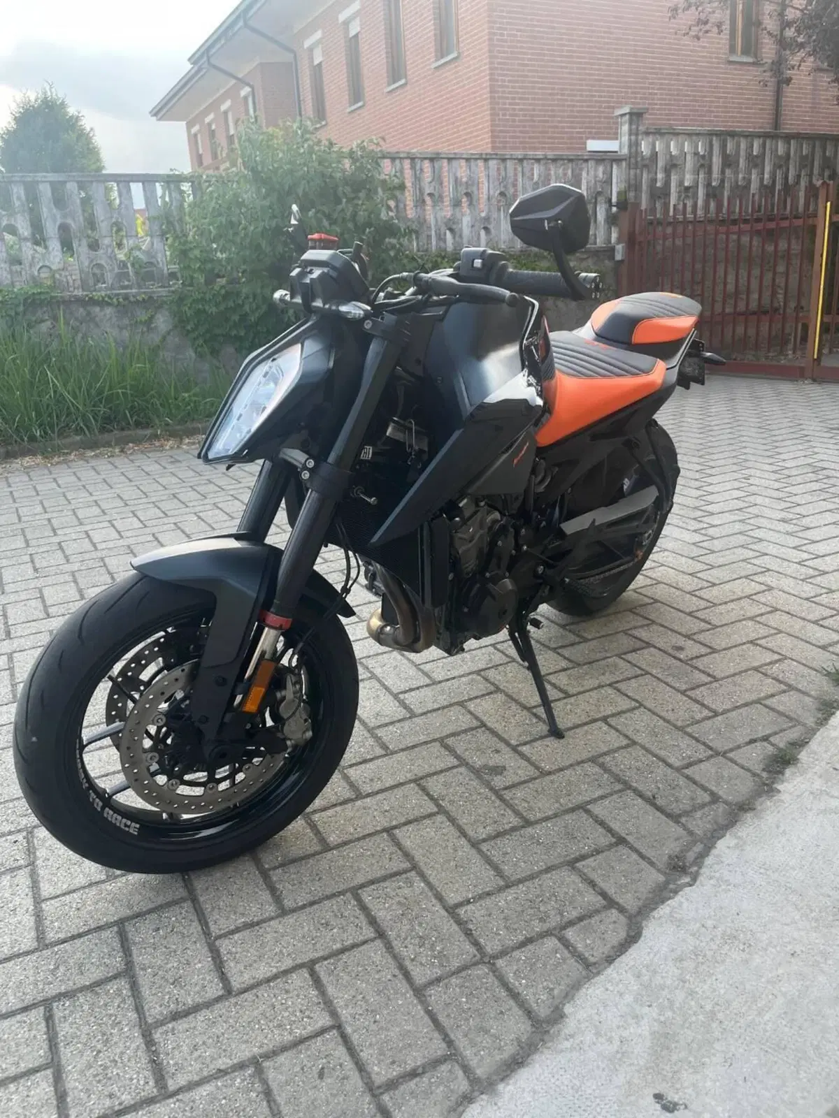 KTM 890 Duke (2021 - 23) (3)