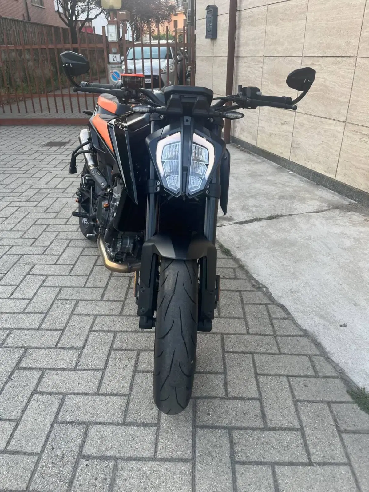 KTM 890 Duke (2021 - 23) (2)