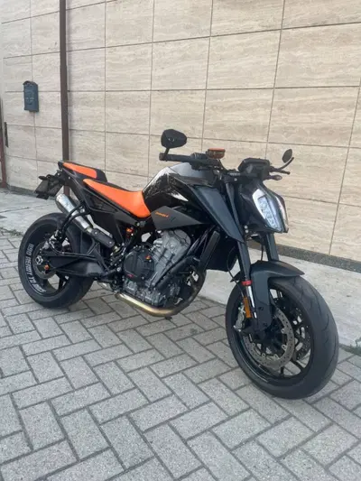 KTM 890 Duke (2021 - 23) usata