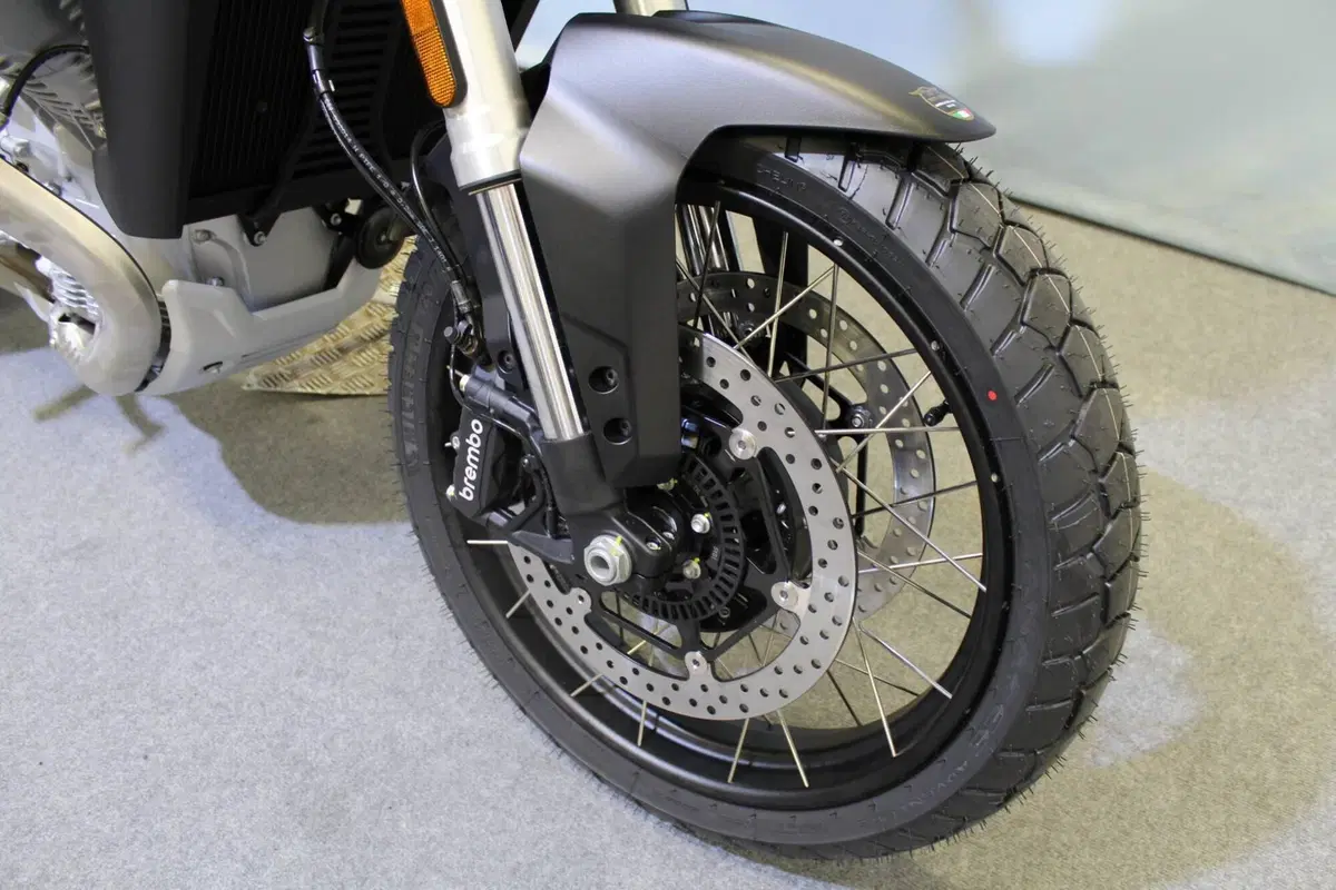 Moto Guzzi Stelvio PFF (2024 - 26) (6)