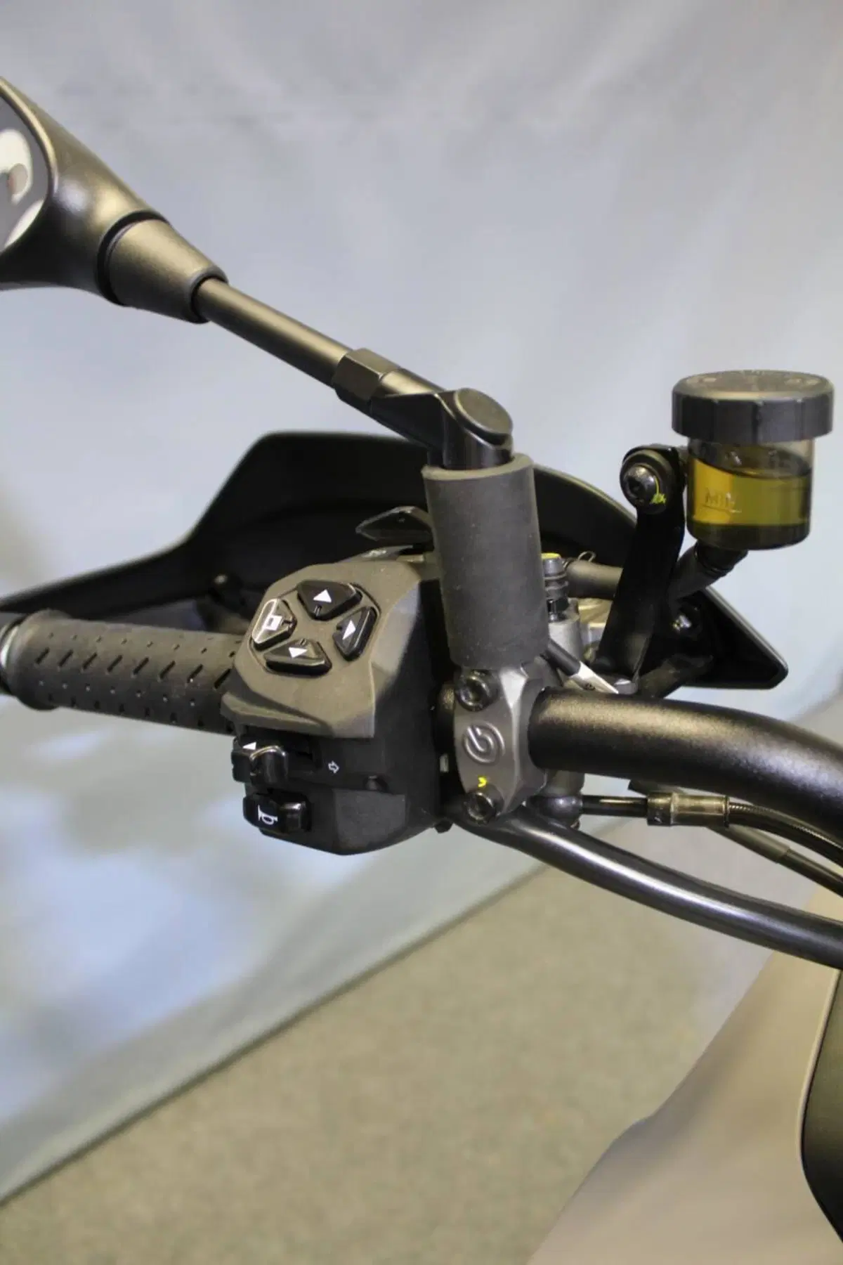 Moto Guzzi Stelvio PFF (2024 - 26) (9)