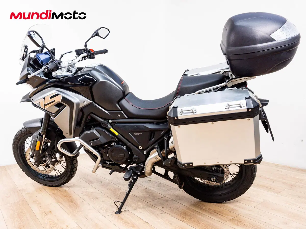 Voge Valico 650DSX (2021 - 24) (7)