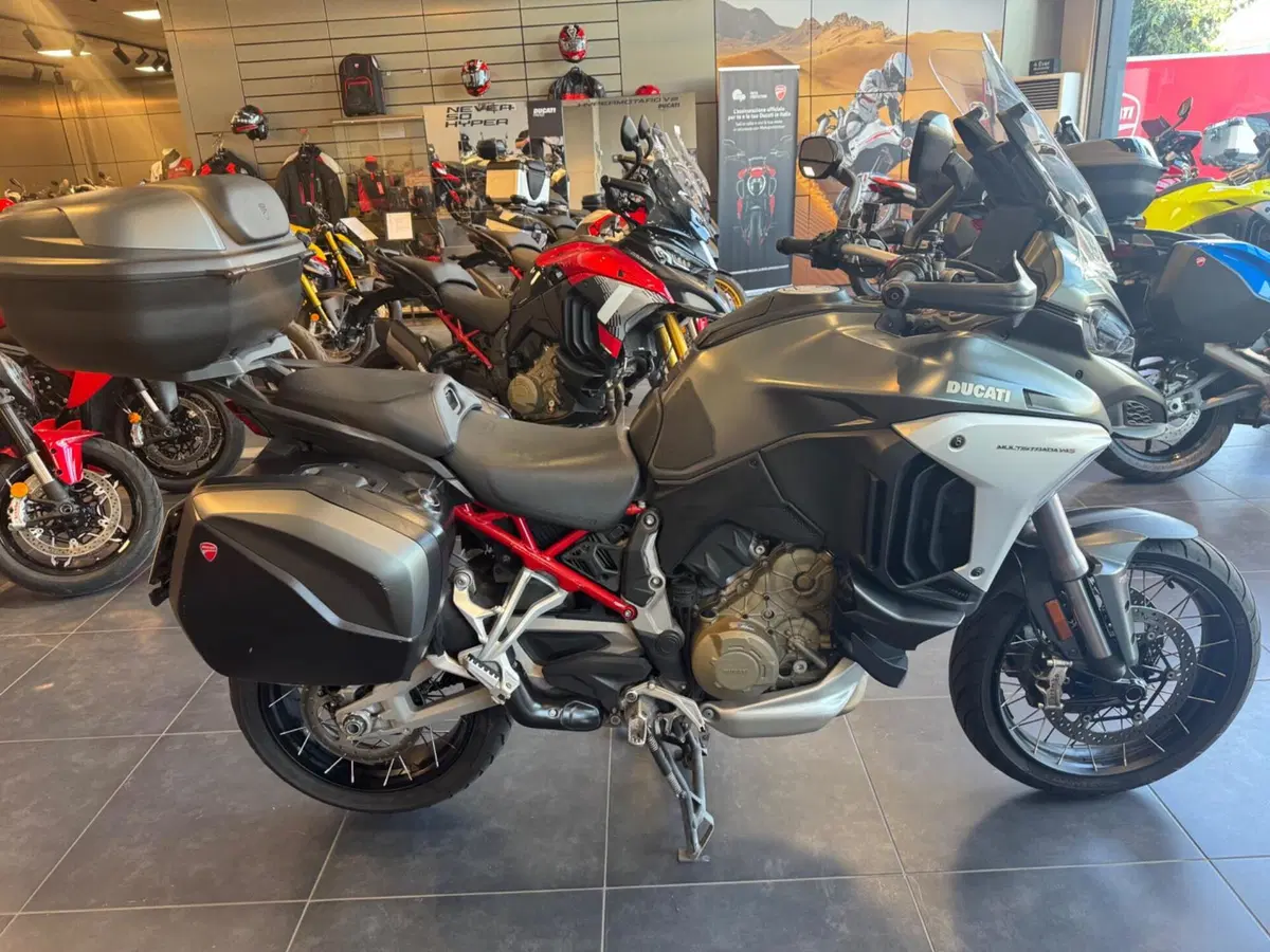 Ducati Multistrada V4 S (2021 - 24) (2)