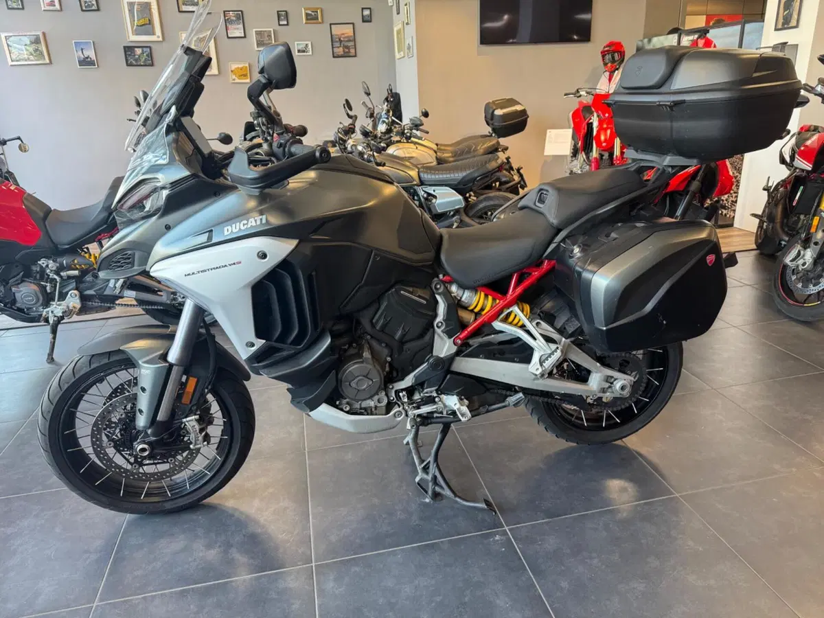 Ducati Multistrada V4 S (2021 - 24) (4)