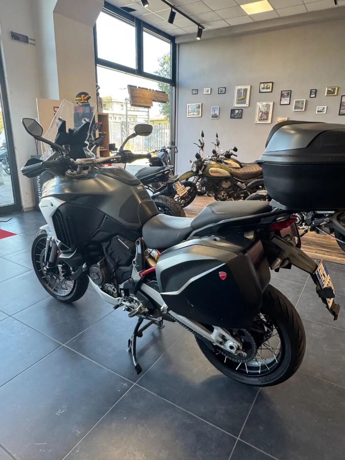 Ducati Multistrada V4 S (2021 - 24) (10)