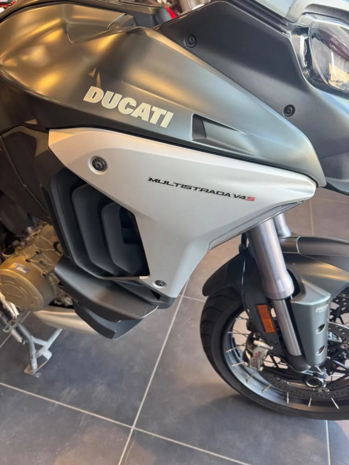 Ducati Multistrada V4 S (2021 - 24) (16)