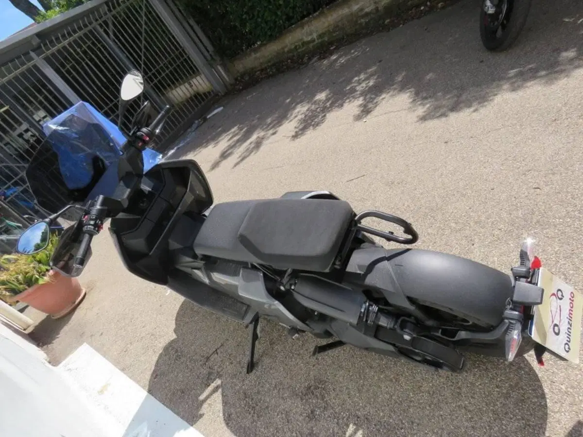 Bmw CE 04 (2021 - 25) (5)