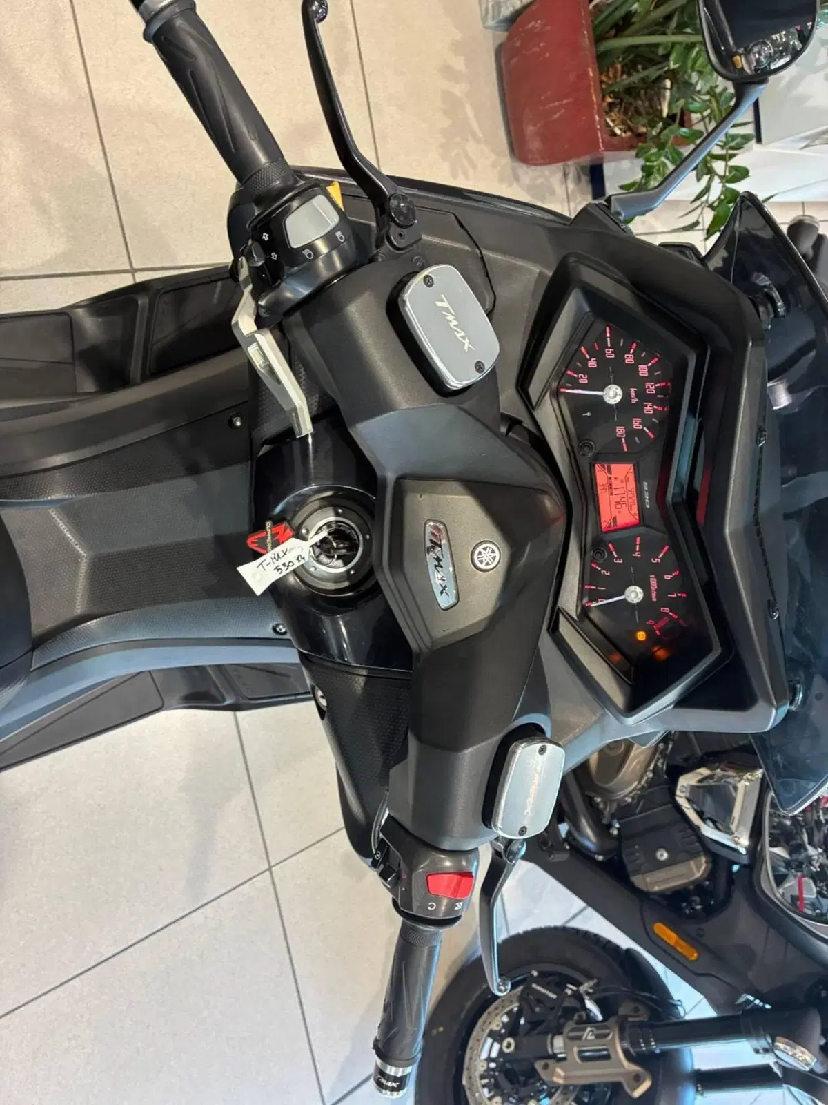 Yamaha T-Max 530 ABS (2012 - 14) (11)