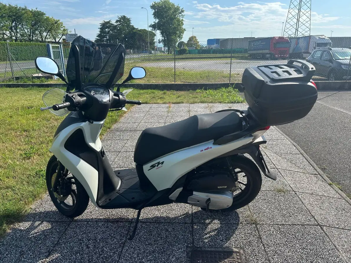 Honda SH 150i ABS (2013 - 16) (2)