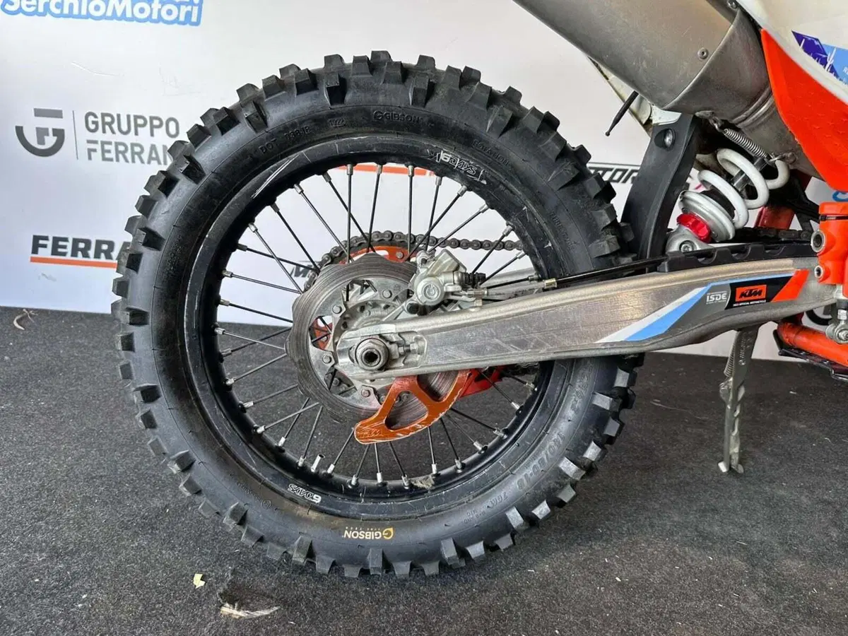 KTM 350 EXC-F Six Days (2024) (11)