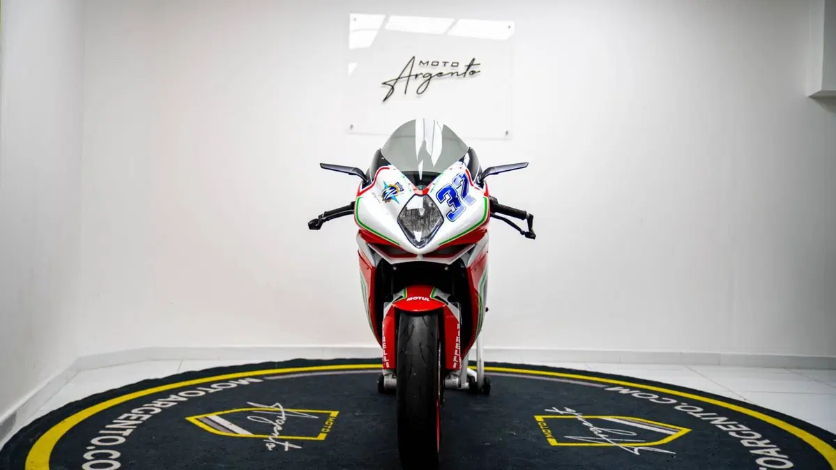 MV Agusta F3 675 RC (2019) (3)