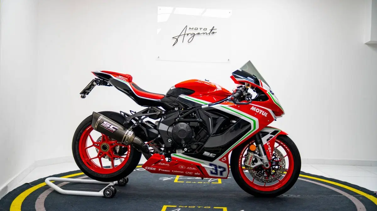 MV Agusta F3 675 RC (2019) (5)