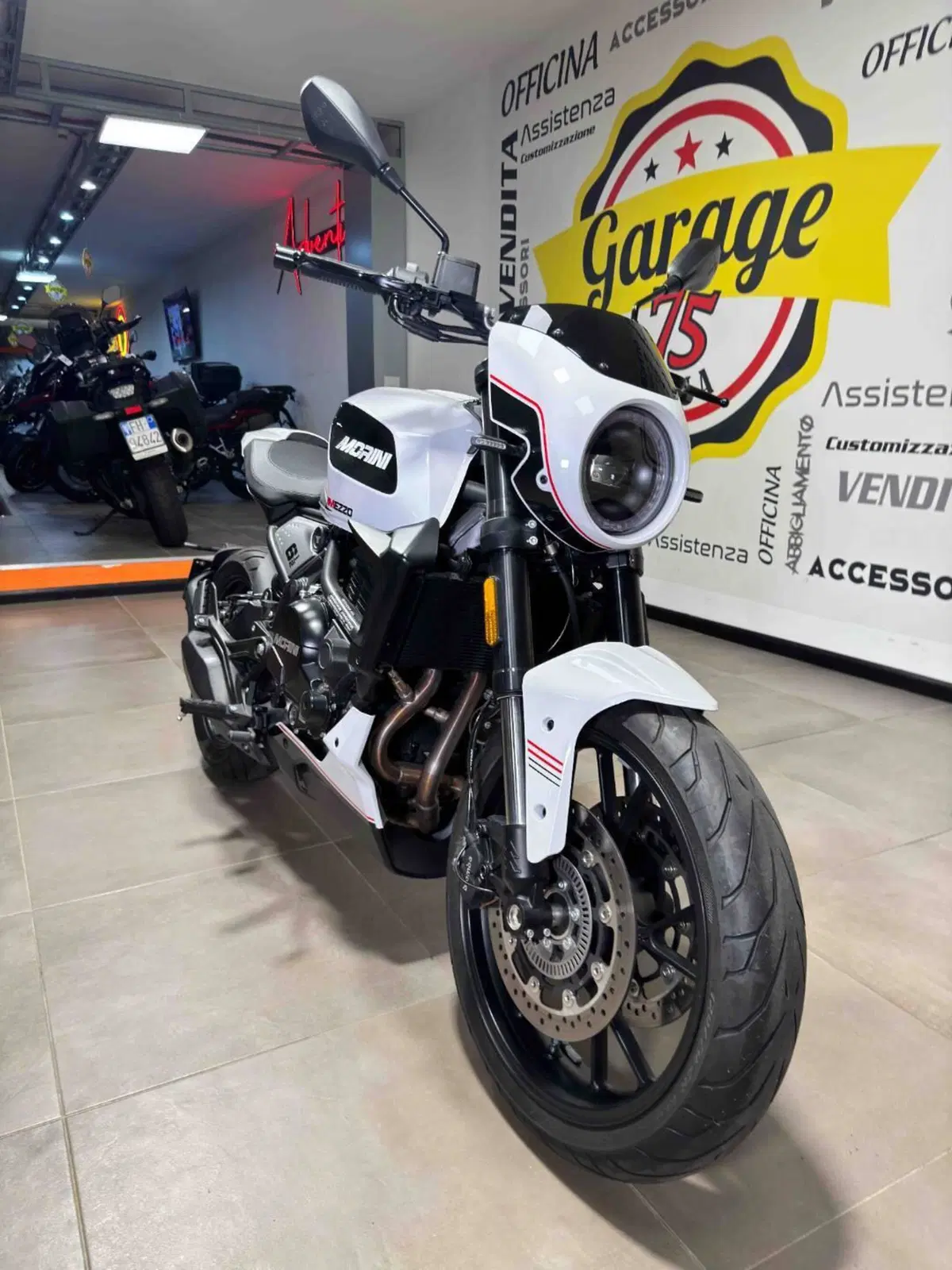 Moto Morini SEIEMMEZZO STR (2022 - 26) (2)
