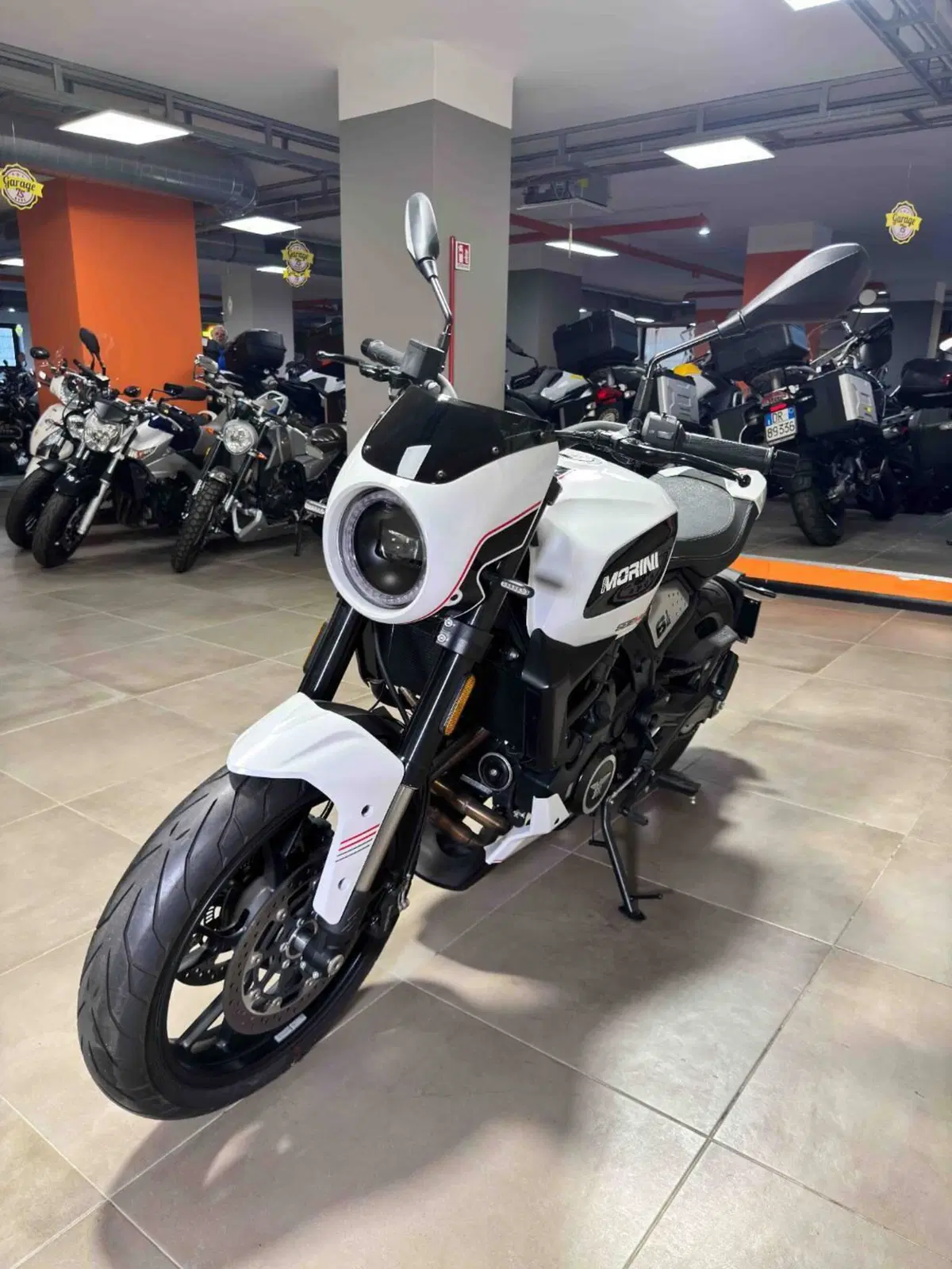 Moto Morini SEIEMMEZZO STR (2022 - 26) (3)