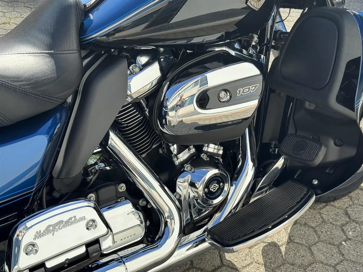 Harley-Davidson 107 Electra Glide Ultra Limited (2017 - 18) - FLHTK (5)