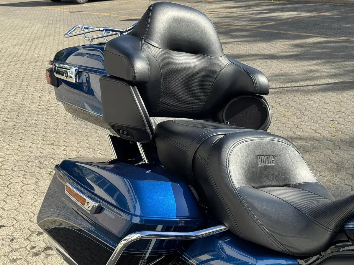 Harley-Davidson 107 Electra Glide Ultra Limited (2017 - 18) - FLHTK (3)