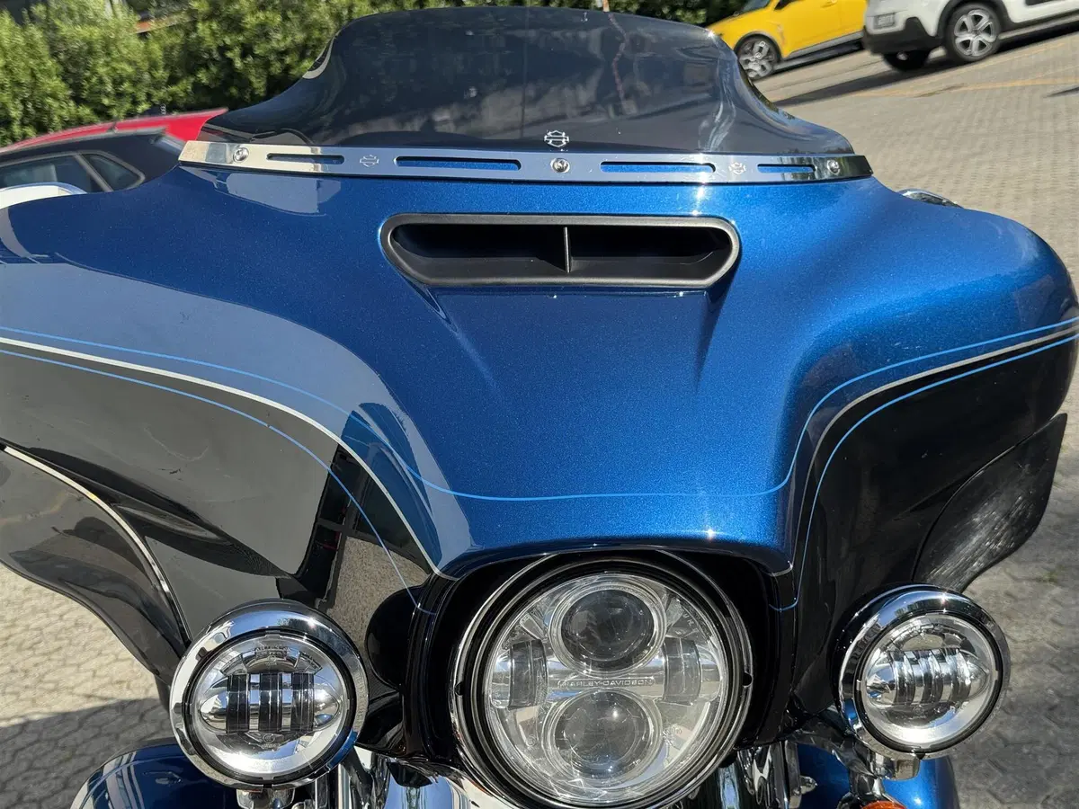 Harley-Davidson 107 Electra Glide Ultra Limited (2017 - 18) - FLHTK (8)