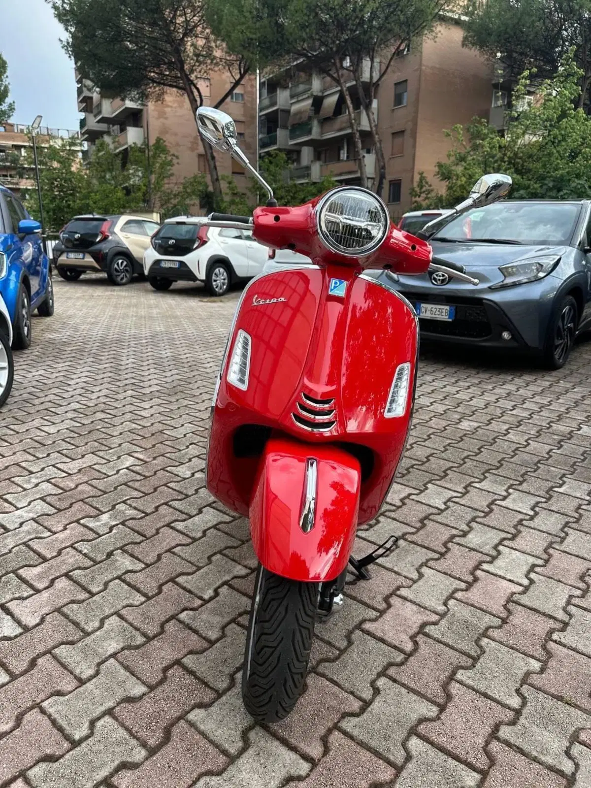 Vespa GTS 310 Super (2025 - 26) (2)