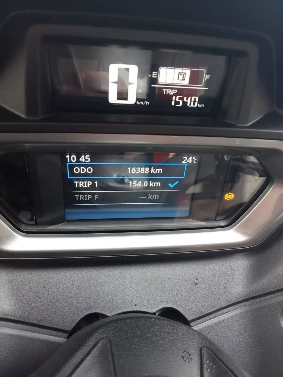 Yamaha X-Max 300 Tech Max (2021 - 24) (5)
