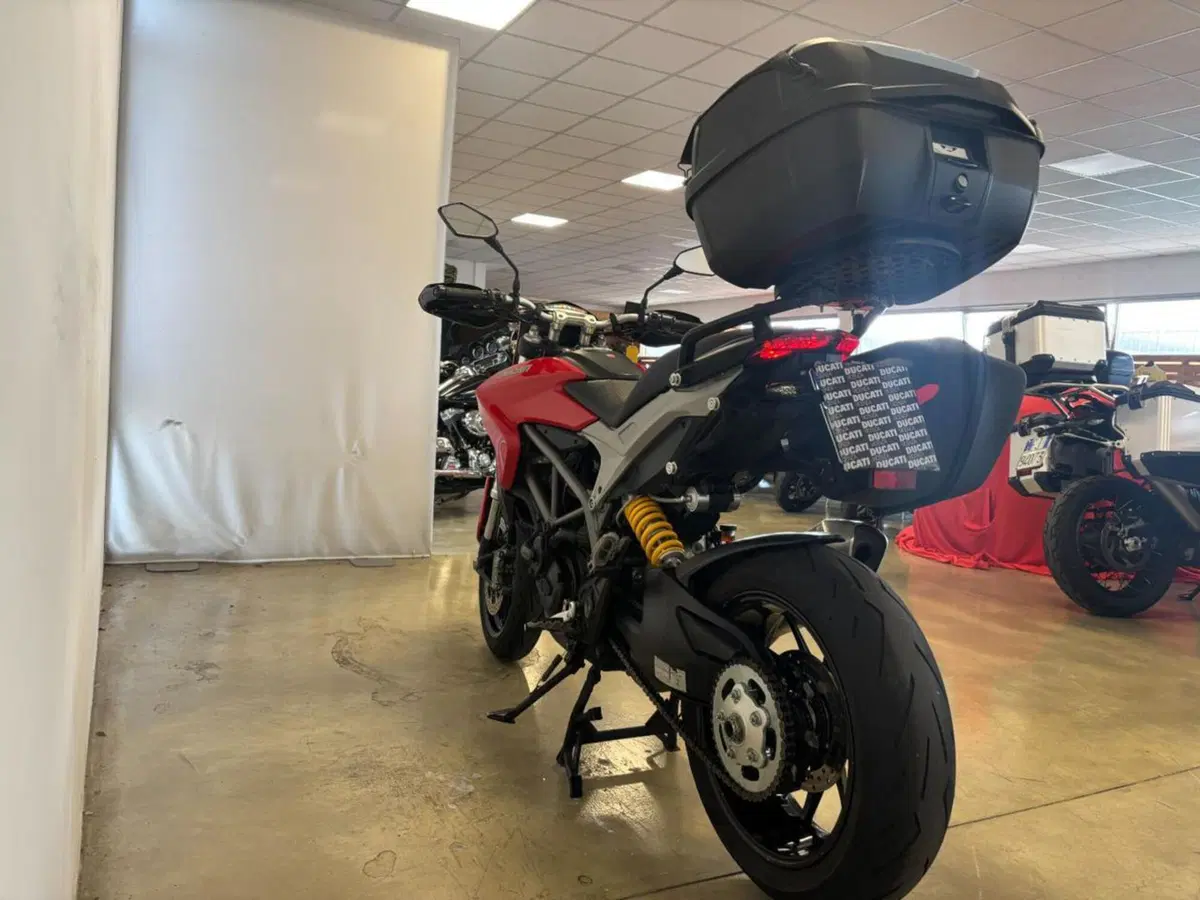 Ducati Hyperstrada 821 (2013 - 15) (7)
