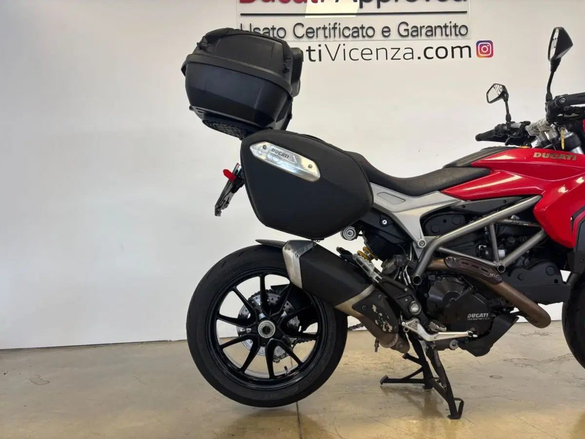 Ducati Hyperstrada 821 (2013 - 15) (5)