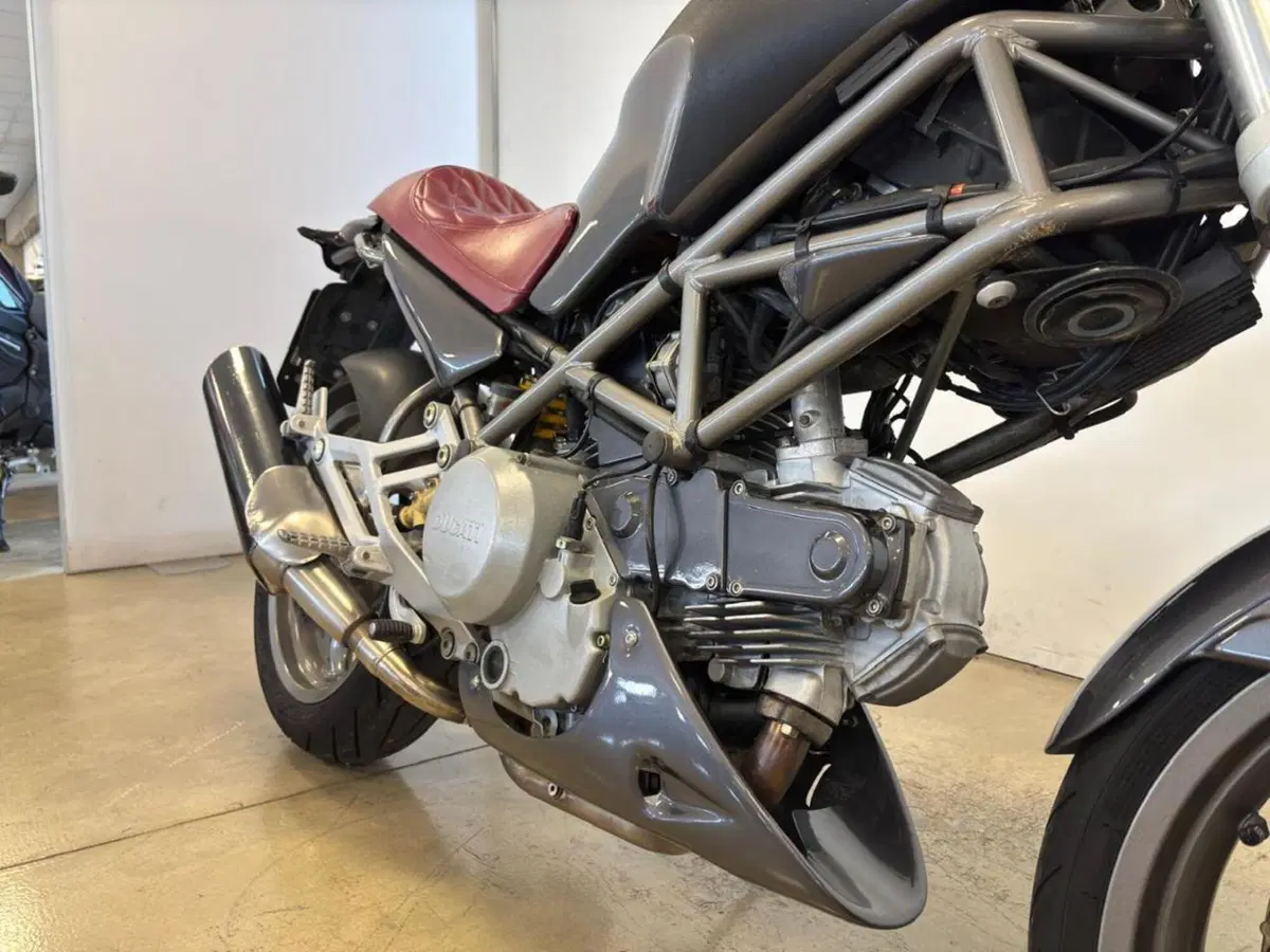 Ducati Monster 600 (1994 - 02) (3)