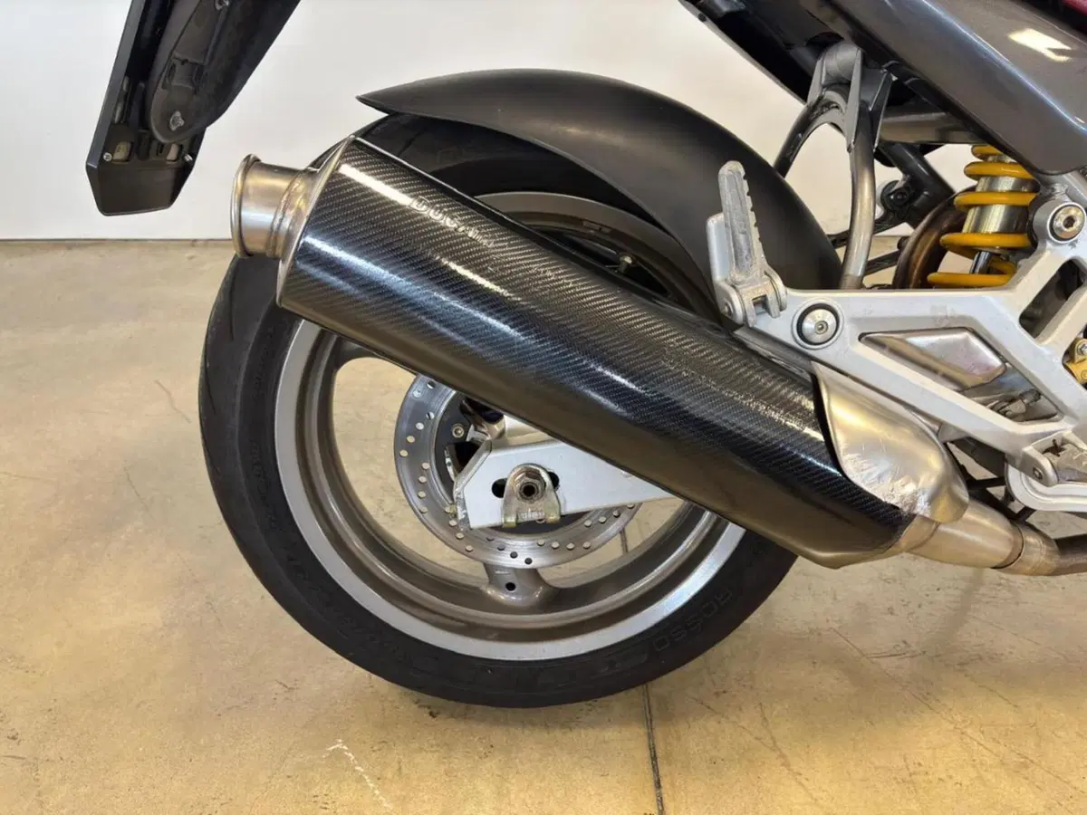 Ducati Monster 600 (1994 - 02) (9)