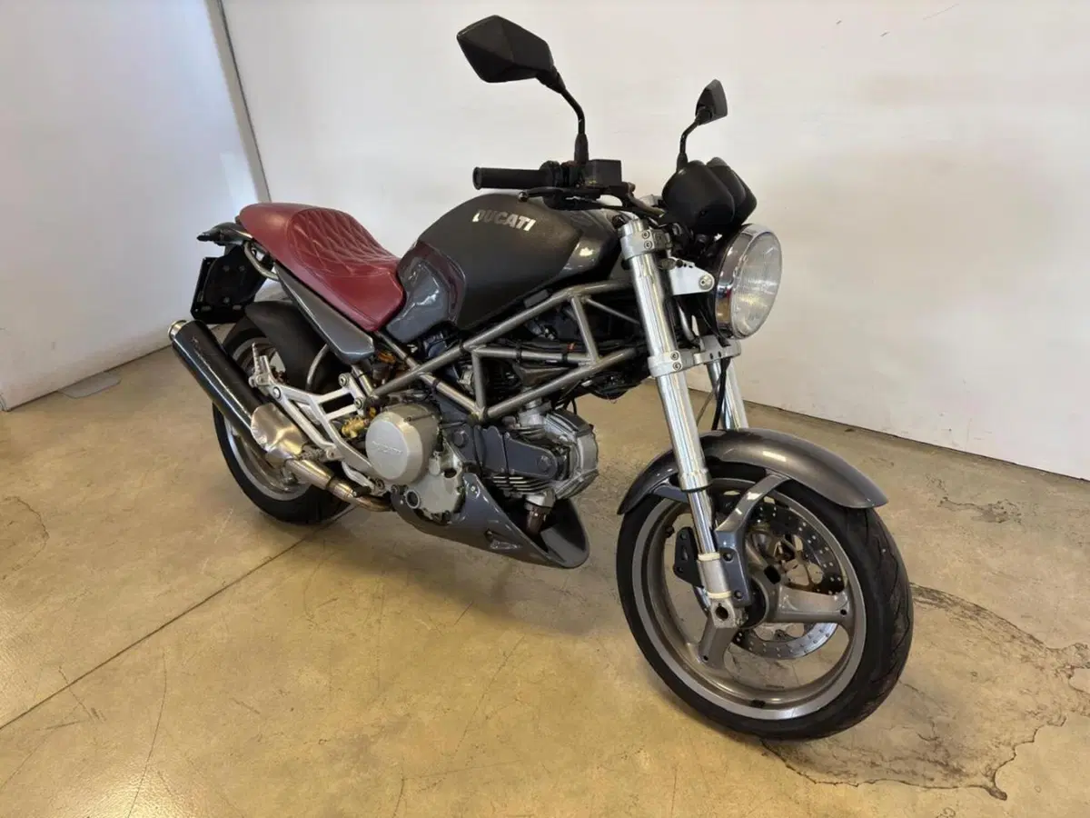 Ducati Monster 600 (1994 - 02) (2)