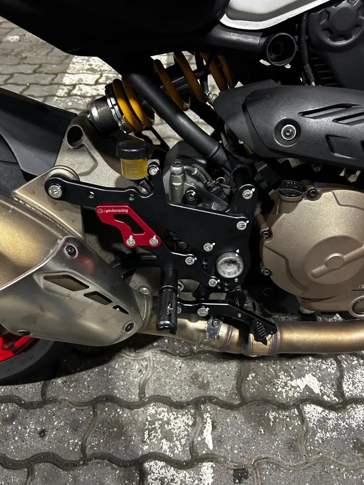 Ducati Monster 821 ABS (2014 - 17) (3)