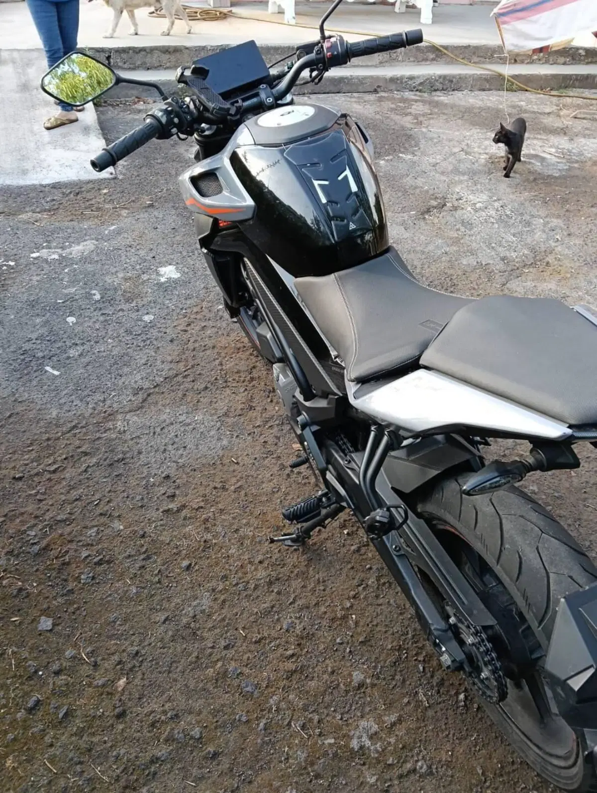 CFMOTO 300NK (2021 - 26) (7)